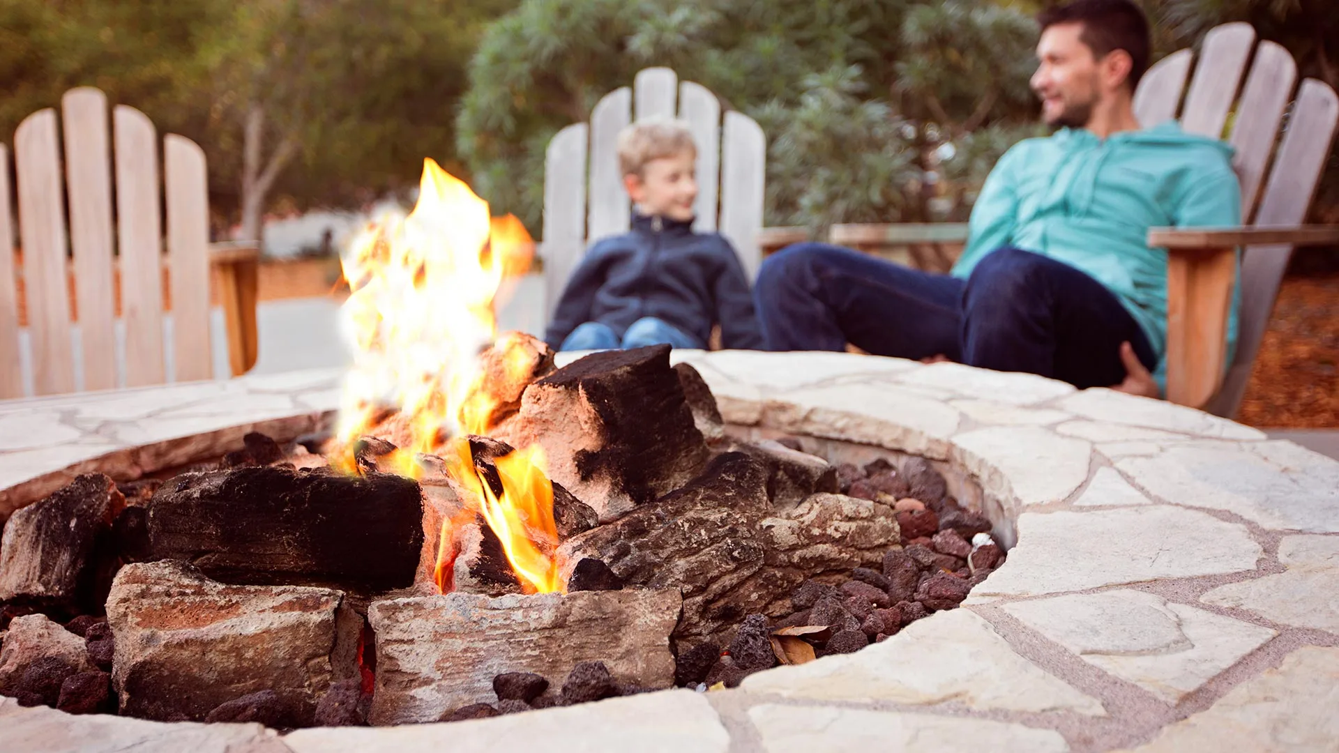 Outdoor Fire Pits - 3 Stunning Materials That Will Wow Your Guests