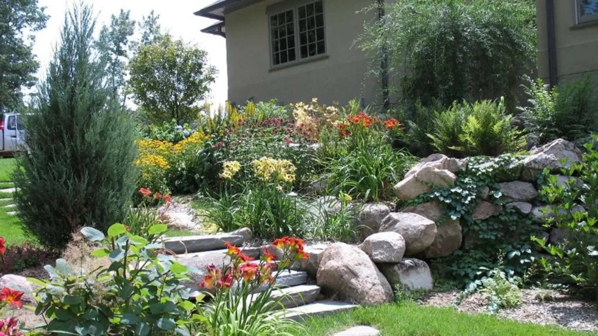 How Can You Create a Low-Maintenance Landscape?