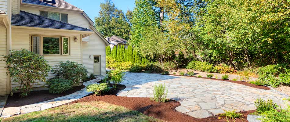 Pavers or Flagstone: Which Is Better? | A+ Lawn & Landscape Blog
