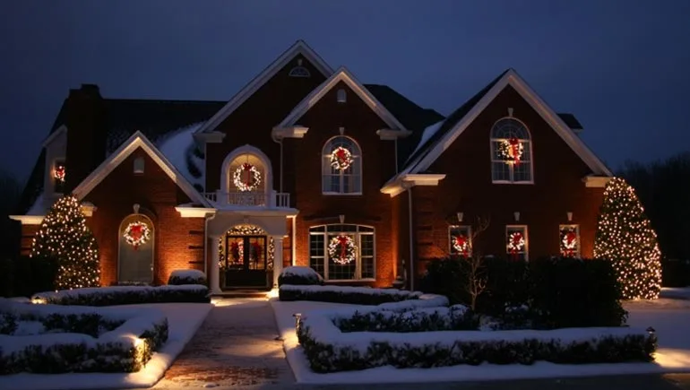 Christmas lights at a home in Des Moines, IA.